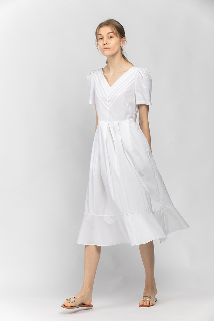 Cotton Pleats Neck Dress - White